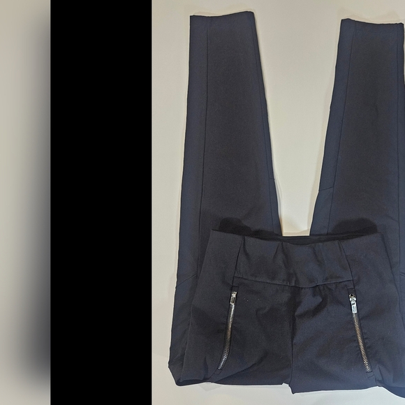 Athleta Jogging Pants Womems Size 2 Black Zip Pocket Phone Pocket Workout Bottom - Picture 6 of 8